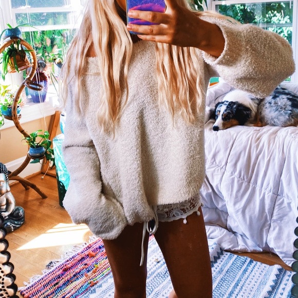 Sweaters - Ultra Soft Plush Baloon Sleeve Chunky Sweater